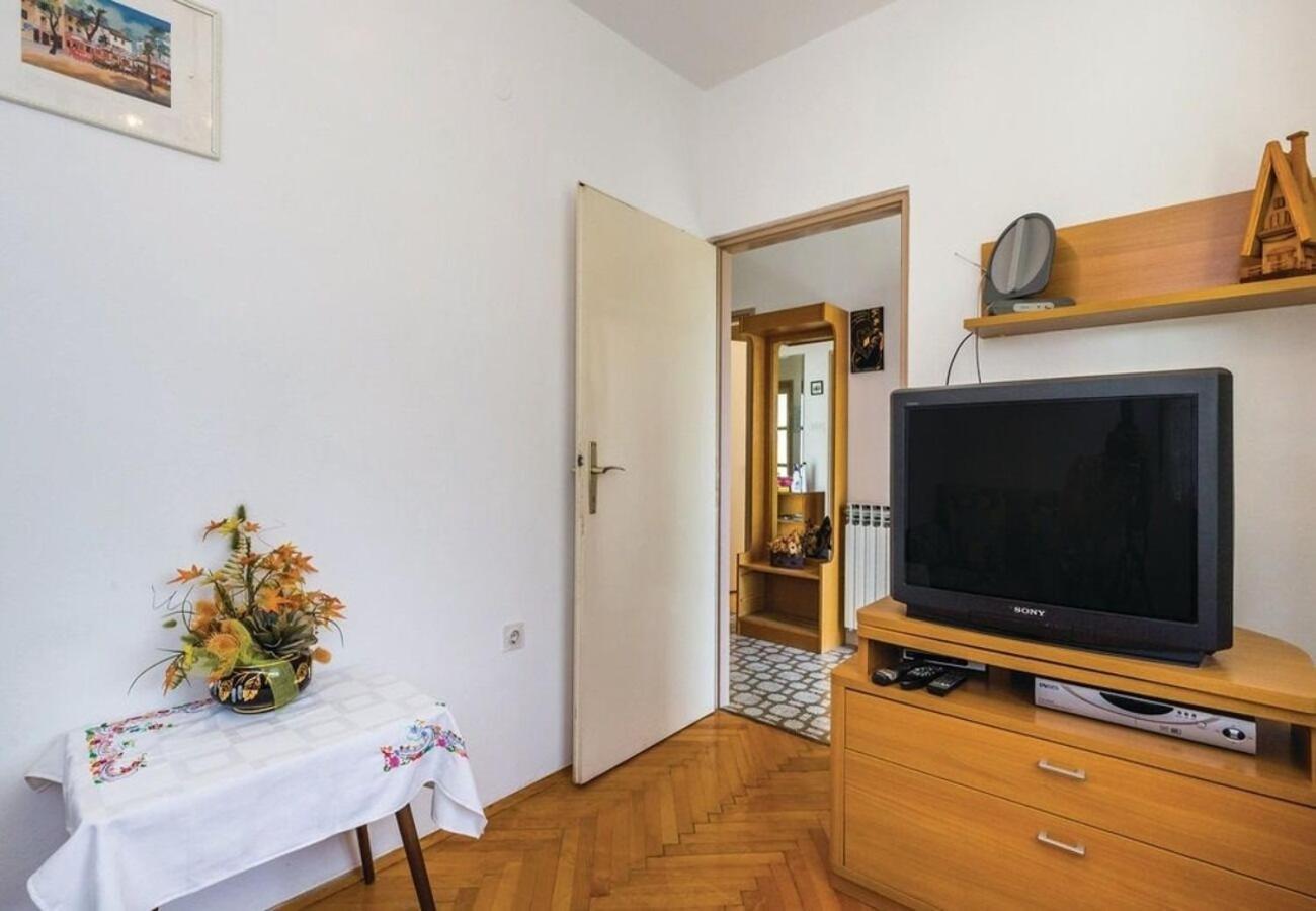 Apartment Dari Ловран Екстер'єр фото