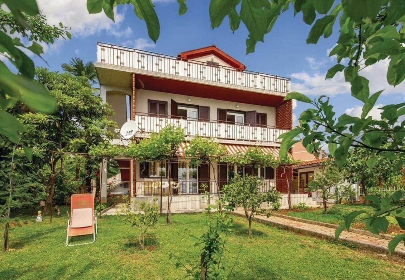 Apartment Dari Ловран Екстер'єр фото